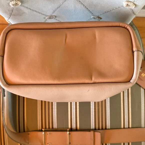 Chloe Baylee 2Way Satchel 🌟Stunning🌟 Bi-Color Leather Removable Adjustable Strap - Picture 11 of 16